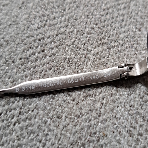 Burberry Jude Sunglasses - Picture 7 of 8